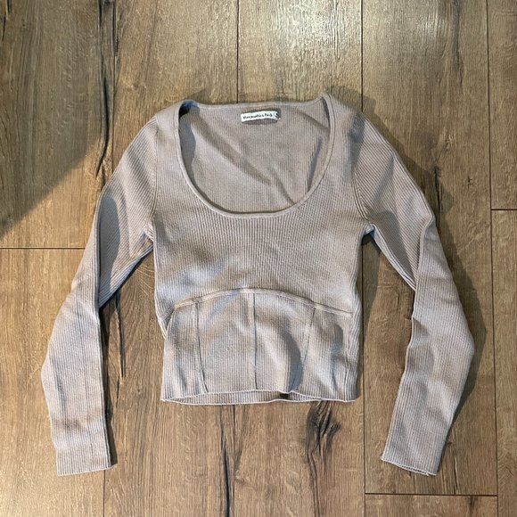 Abercrombie Long Sleeve Ribbed Sweater - Picture 1 of 4